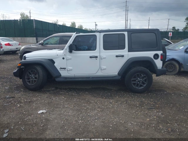 Jeep Wrangler 4-door Summit 4x4