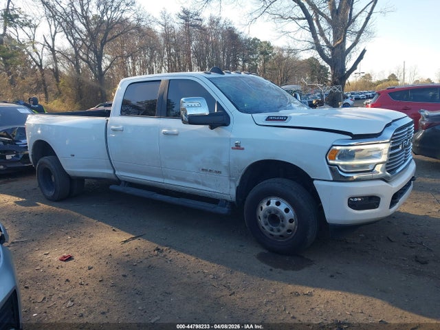 Ram 3500 Laramie  4x4 8' Box