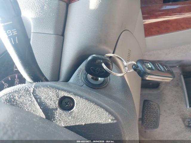 Toyota Camry Xle V6