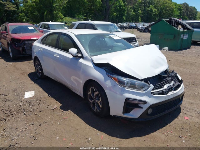 Salvage Kia Forte Image