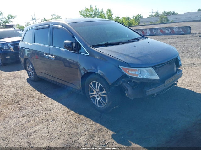 Salvage Honda Odyssey Image