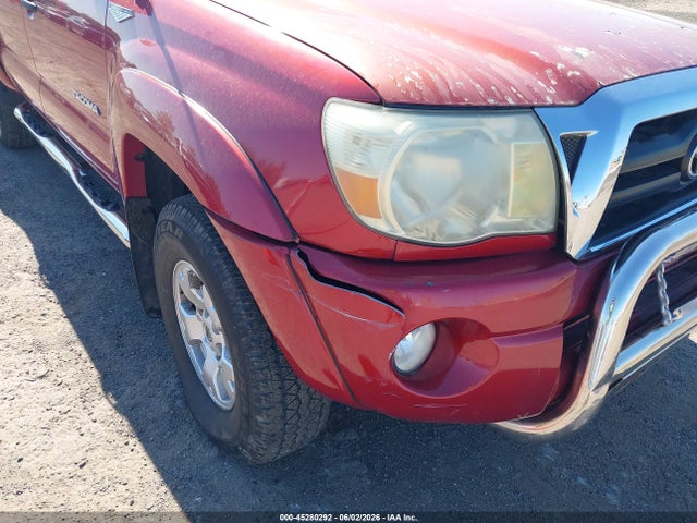 Toyota Tacoma Base V6