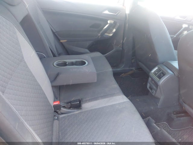 Volkswagen Tiguan 2.0t S