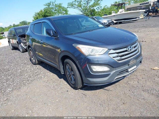 Salvage Hyundai SANTA FE Image