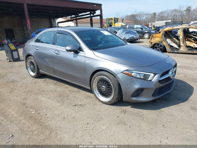 Salvage Mercedes-Benz A-Class Image