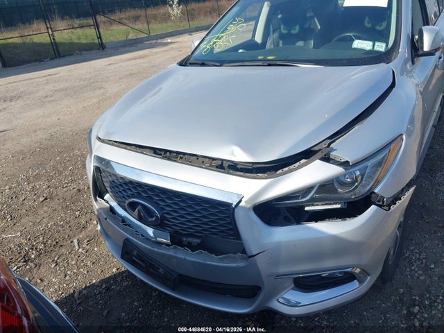 INFINITI Qx Pure
