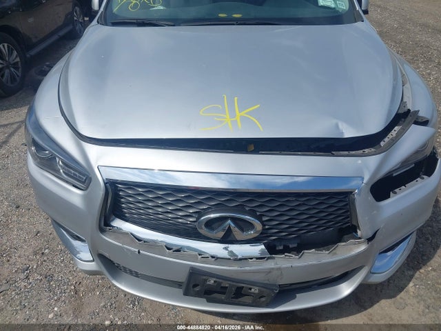 INFINITI Qx Pure