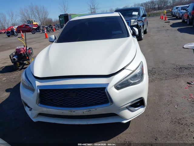 INFINITI Q50 3.0t Luxe