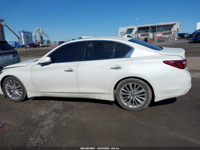 INFINITI Q50 3.0t Luxe