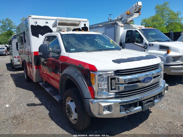Salvage Ford F-550 Image