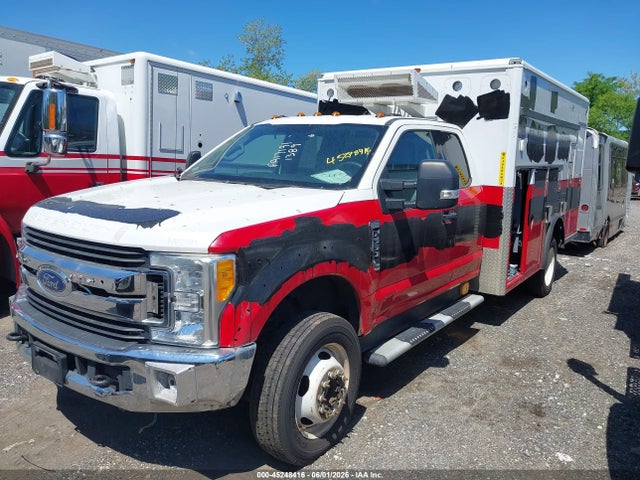 Ford F-550 Xlt