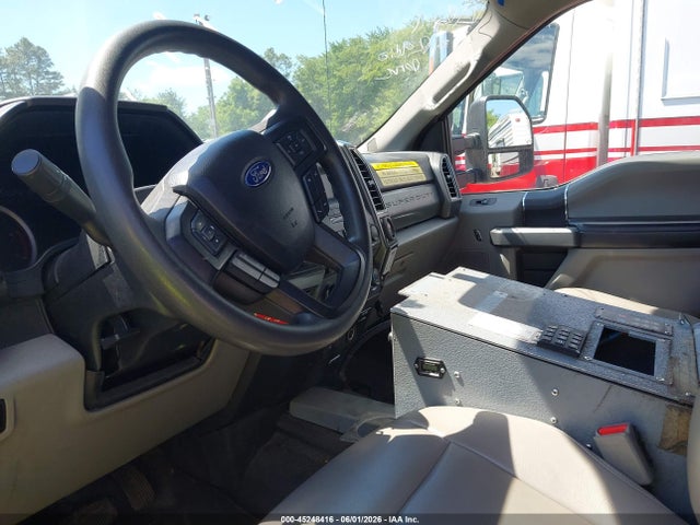 Ford F-550 Xlt