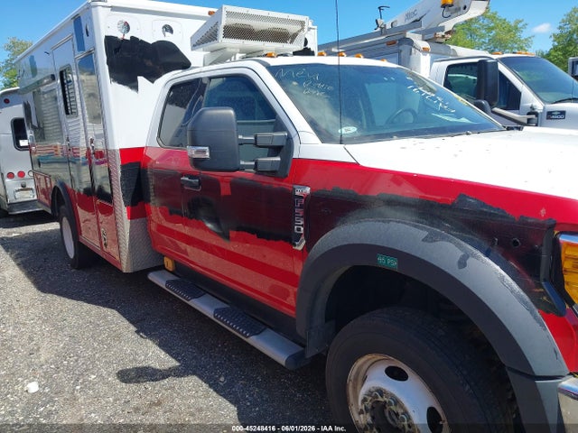 Ford F-550 Xlt