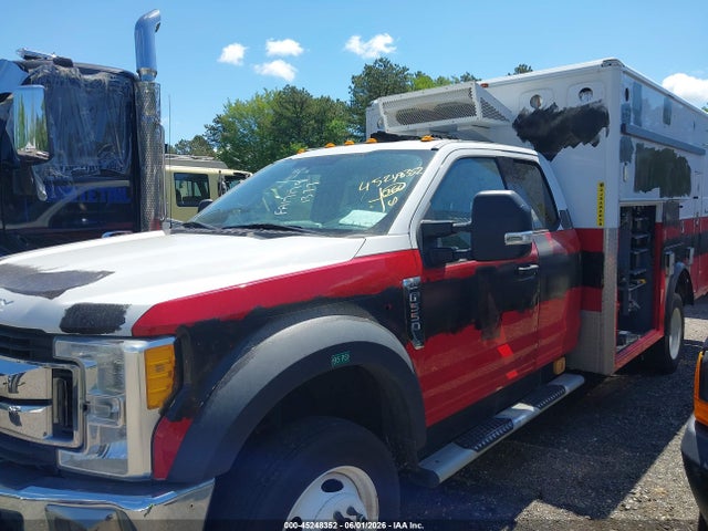 Ford F-550 Xlt
