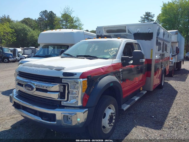 Ford F-550 Xlt