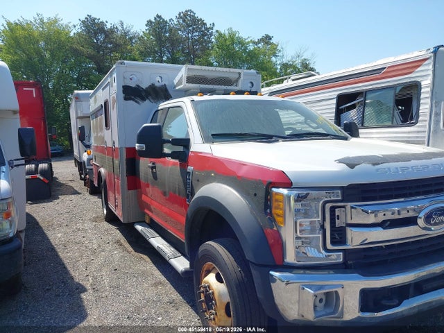 Salvage Ford F-550 Image