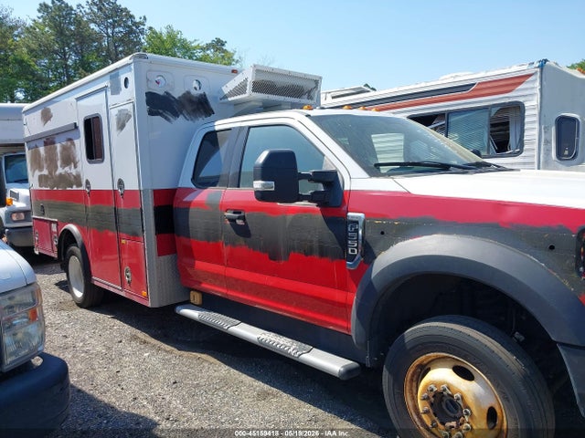 Ford F-550 Xlt