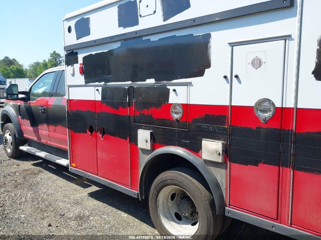 Ford F-550 Xlt