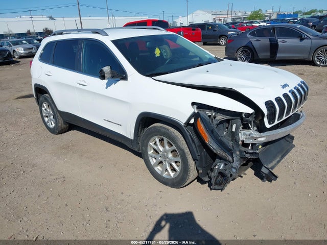 Salvage Jeep Cherokee Image