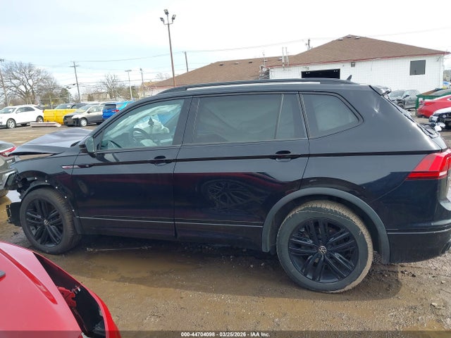 Volkswagen Tiguan 2.0t Se R-line Black