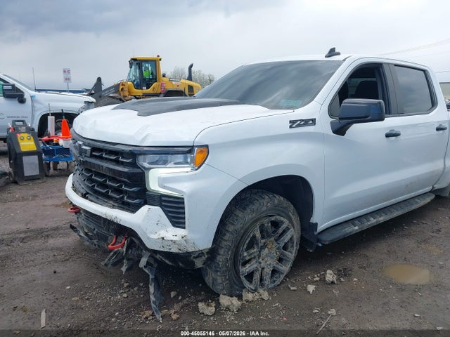 Chevrolet Silverado 1500 4wd  Short Bed Lt Trail Boss