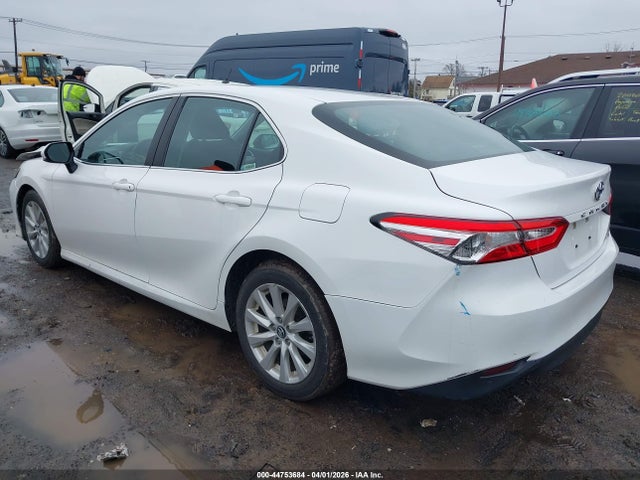 Toyota Camry Le