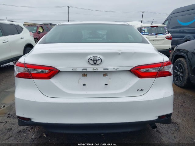 Toyota Camry Le