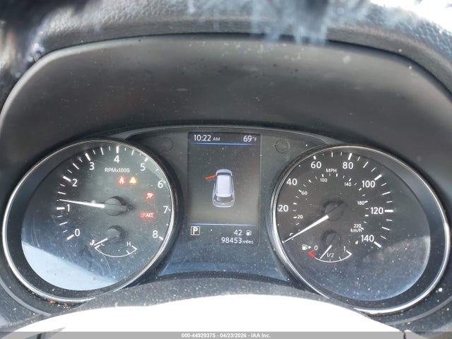 Nissan Rogue S
