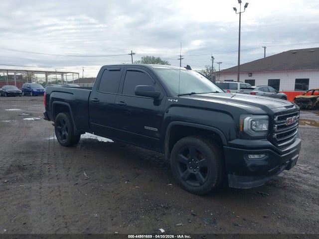 Salvage GMC Sierra 1500 Image