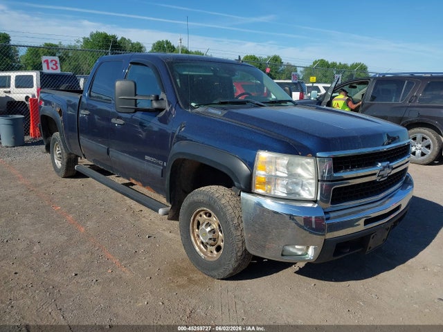 Salvage Chevrolet Silverado 2500 Image