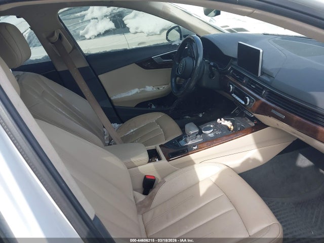 Audi A4 2.0t Premium