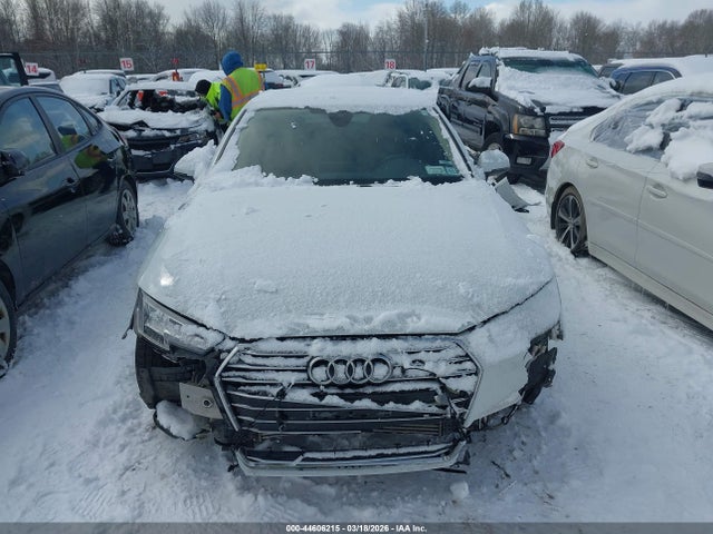 Audi A4 2.0t Premium