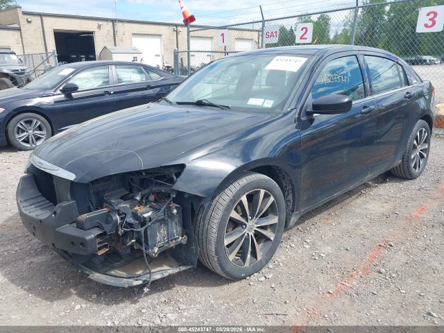 Chrysler 200 S