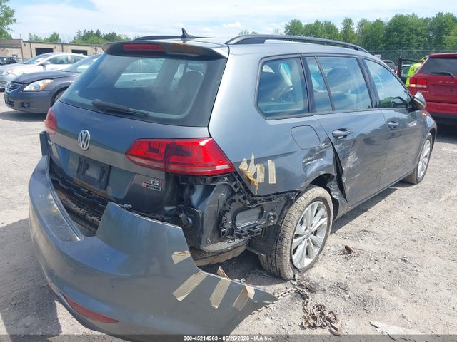Volkswagen Golf Tsi S