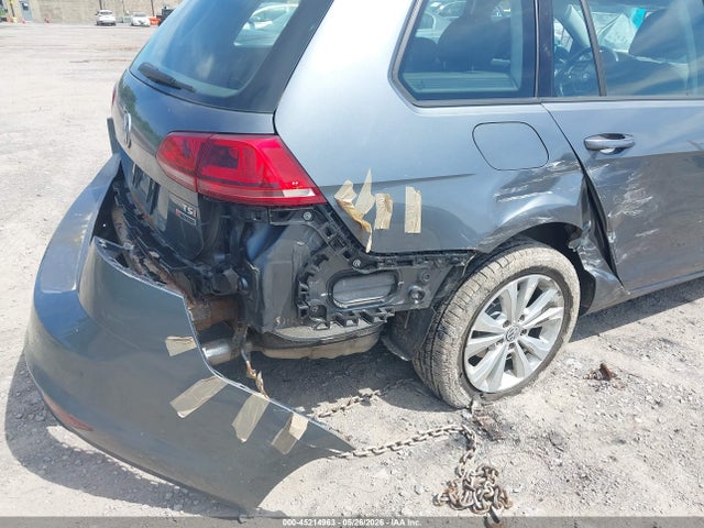 Volkswagen Golf Tsi S