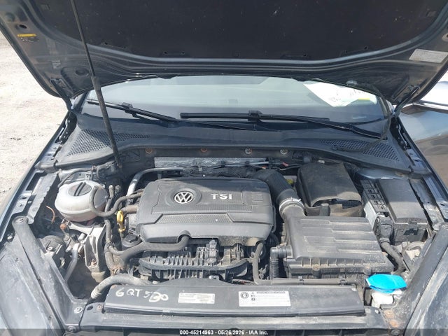 Volkswagen Golf Tsi S