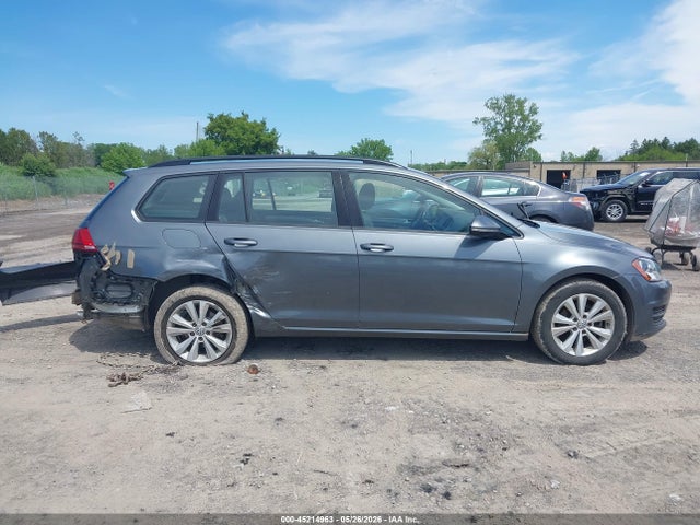 Volkswagen Golf Tsi S
