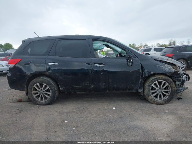 Nissan Pathfinder S