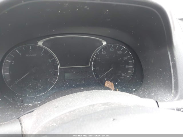 Nissan Pathfinder S