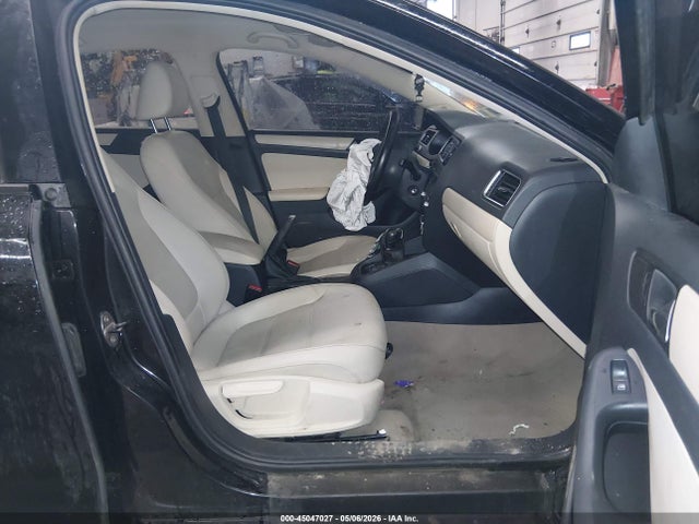 Volkswagen Jetta 2.5l Se