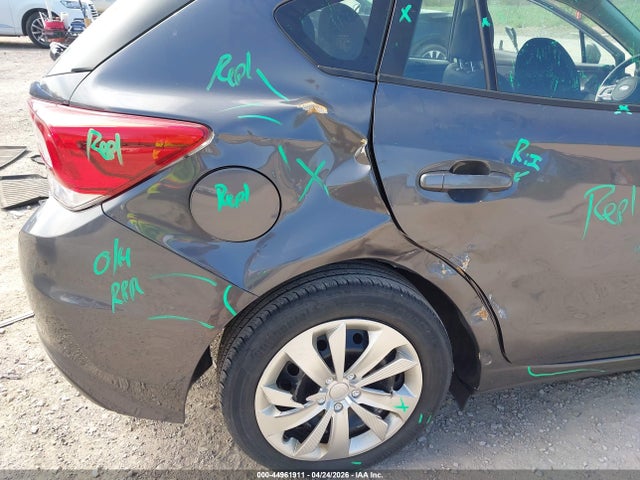 Subaru Impreza 2.0i