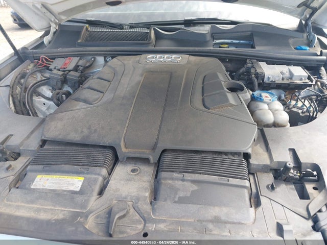 Audi Q7 3.0t Premium