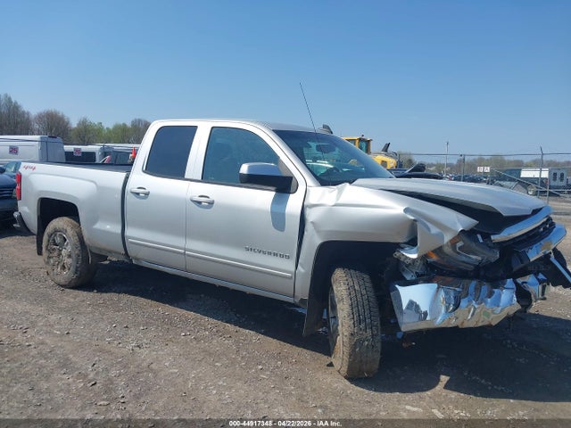 Salvage Chevrolet Silverado 1500 Image