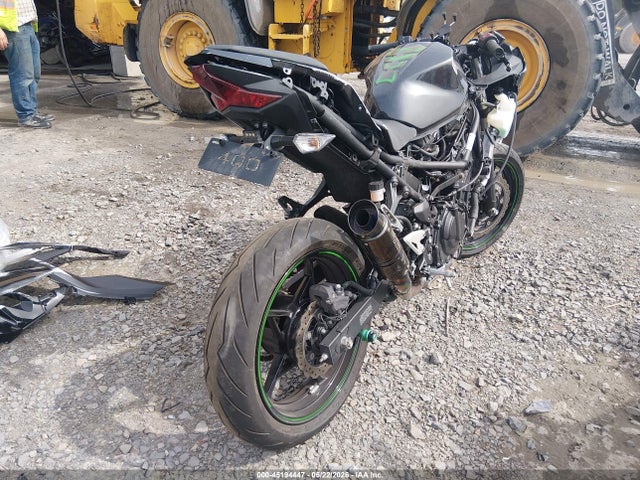 Kawasaki Ex400