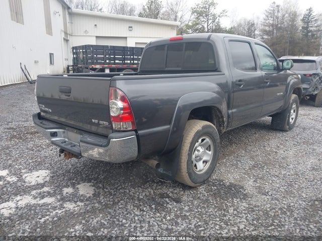 Toyota Tacoma Base V6