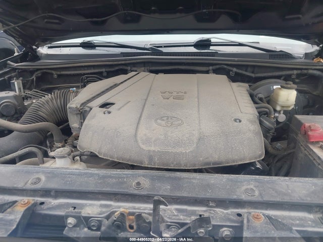 Toyota Tacoma Base V6