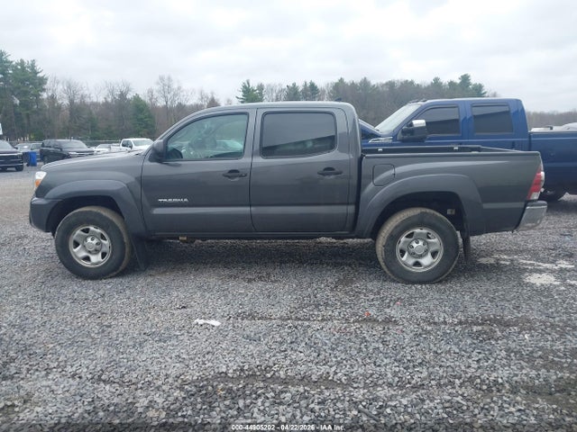 Toyota Tacoma Base V6