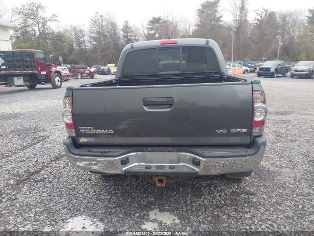 Toyota Tacoma Base V6