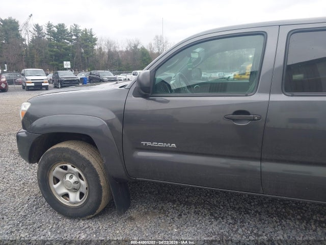 Toyota Tacoma Base V6