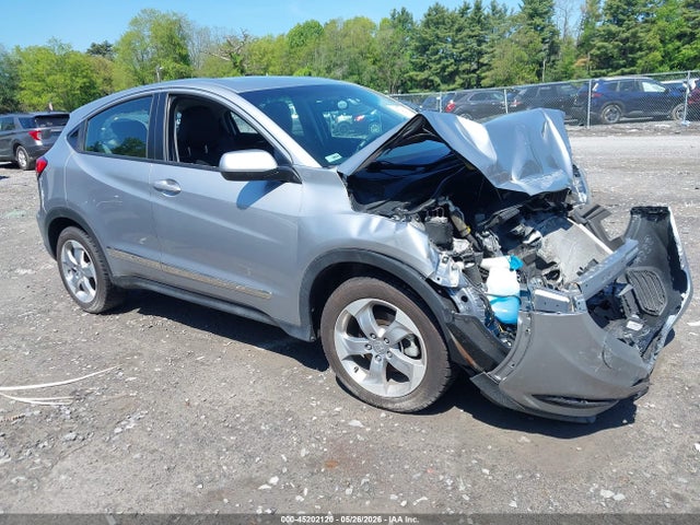 Salvage Honda HR-V Image